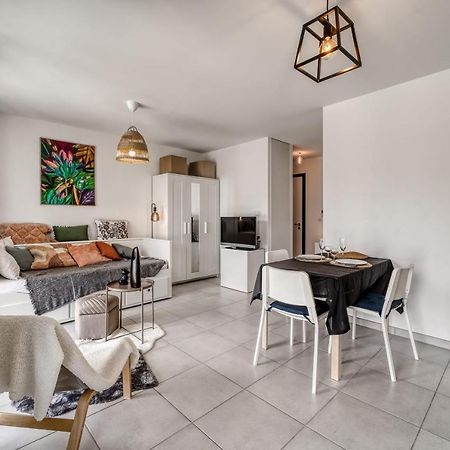 Emergence - Beautiful Studio For 2 People Balcony And Garage Annecy Exteriör bild