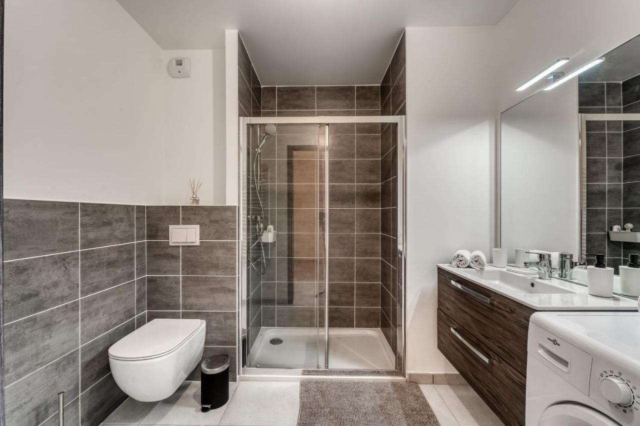 Emergence - Beautiful Studio For 2 People Balcony And Garage Annecy Exteriör bild