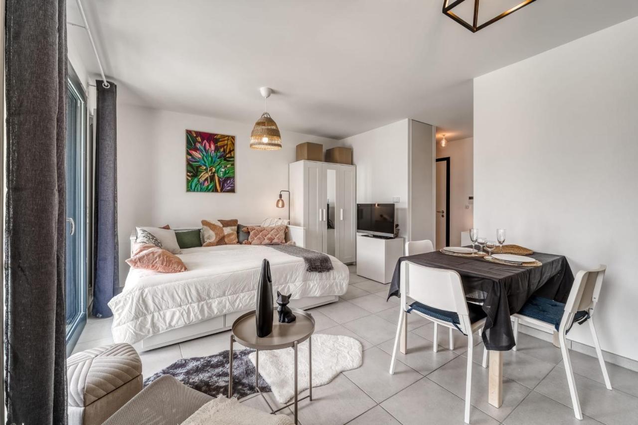 Emergence - Beautiful Studio For 2 People Balcony And Garage Annecy Exteriör bild